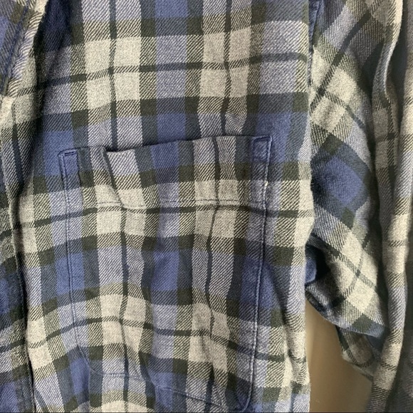 Eddie Bauer Navy Blue Plaid Button Up Shirt - Picture 3 of 8